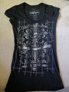 Affliction Women’s Black Graphic Scoop Neck Tee